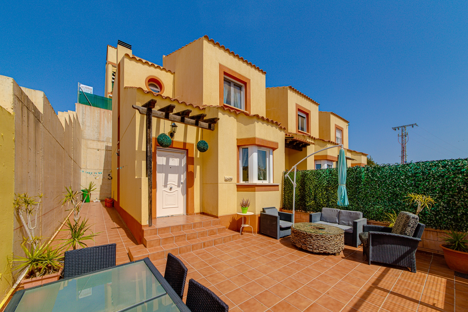 SEMI DETATCHED 3 BED TOWNHOUSE, CABO ROIG